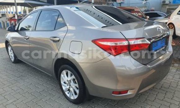 Nunua Ilio tumika Toyota Corolla II Fedha Gari ndani ya Harare nchini Harare Nunua Ilio tumika Toyota Corolla II Fedha Gari ndani ya Harare nchini Harare