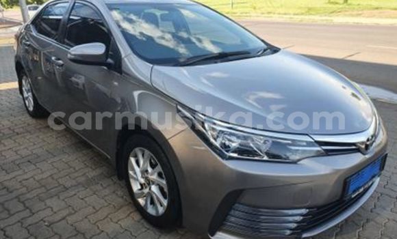 Nunua Ilio tumika Toyota Corolla II Fedha Gari ndani ya Harare nchini Harare Nunua Ilio tumika Toyota Corolla II Fedha Gari ndani ya Harare nchini Harare