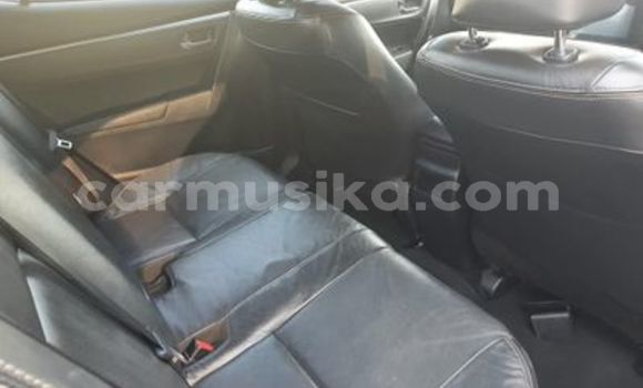 Nunua Ilio tumika Toyota Corolla II Fedha Gari ndani ya Harare nchini Harare Nunua Ilio tumika Toyota Corolla II Fedha Gari ndani ya Harare nchini Harare