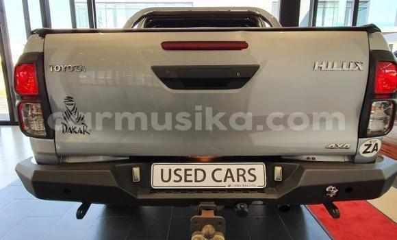 Buy Used Toyota Hilux Silver Car in Harare in Harare Buy Used Toyota Hilux Silver Car in Harare in Harare