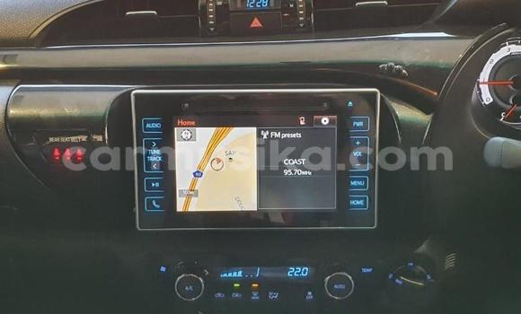 Buy Used Toyota Hilux Silver Car in Harare in Harare Buy Used Toyota Hilux Silver Car in Harare in Harare