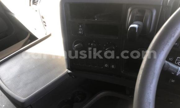 Nunua Ilio tumika Scania R420 Nyeupe Lori ndani ya Beitbridge nchini Matabeleland Kusini Nunua Ilio tumika Scania R420 Nyeupe Lori ndani ya Beitbridge nchini Matabeleland Kusini