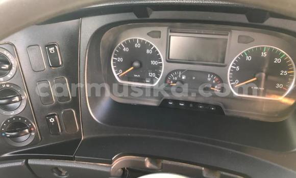 Acheter Occasion Utilitaire Mercedes‒Benz Atego Blanc à Beitbridge, Matabeleland South Acheter Occasion Utilitaire Mercedes‒Benz Atego Blanc à Beitbridge, Matabeleland South