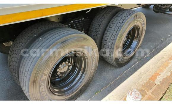 Nunua Ilio tumika Isuzu Elf Nyeupe Lori ndani ya Beitbridge nchini Matabeleland Kusini Nunua Ilio tumika Isuzu Elf Nyeupe Lori ndani ya Beitbridge nchini Matabeleland Kusini