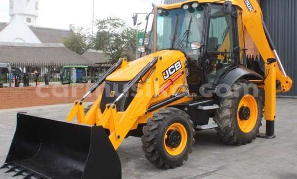 Nunua Ilio tumika Caterpillar 120 Beige Lori ndani ya Beitbridge nchini Matabeleland Kusini