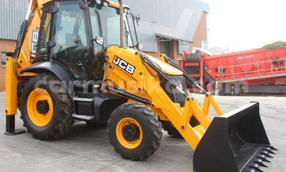 Nunua Ilio tumika Caterpillar 120 Beige Lori ndani ya Beitbridge nchini Matabeleland Kusini Nunua Ilio tumika Caterpillar 120 Beige Lori ndani ya Beitbridge nchini Matabeleland Kusini