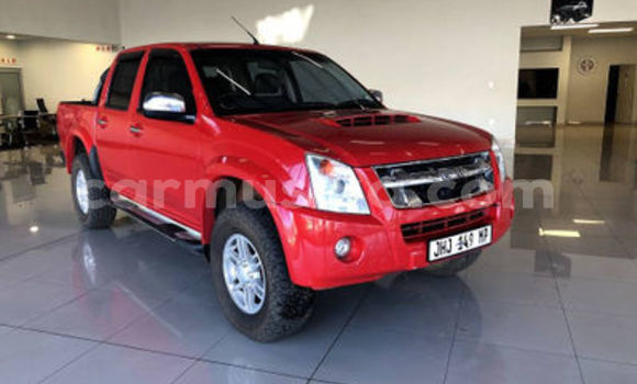 Nunua Ilio tumika Isuzu KB Nyekundu Gari ndani ya Beitbridge nchini Matabeleland Kusini Nunua Ilio tumika Isuzu KB Nyekundu Gari ndani ya Beitbridge nchini Matabeleland Kusini