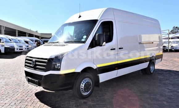 Nunua Ilio tumika Volkswagen EuroVan Nyeupe Gari ndani ya Beitbridge nchini Matabeleland Kusini Nunua Ilio tumika Volkswagen EuroVan Nyeupe Gari ndani ya Beitbridge nchini Matabeleland Kusini