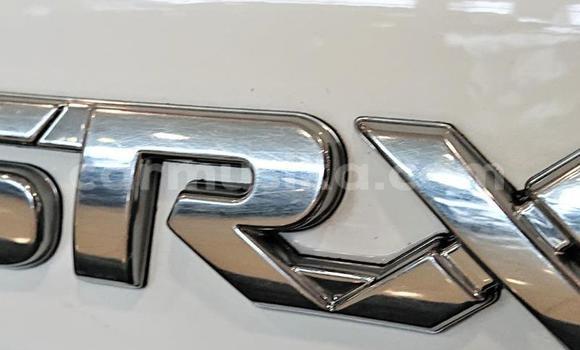 Acheter Occasion Voiture Toyota Hilux Blanc à Beitbridge, Matabeleland South Acheter Occasion Voiture Toyota Hilux Blanc à Beitbridge, Matabeleland South