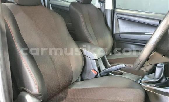 Acheter Occasion Voiture Isuzu KB Blanc à Beitbridge, Matabeleland South Acheter Occasion Voiture Isuzu KB Blanc à Beitbridge, Matabeleland South