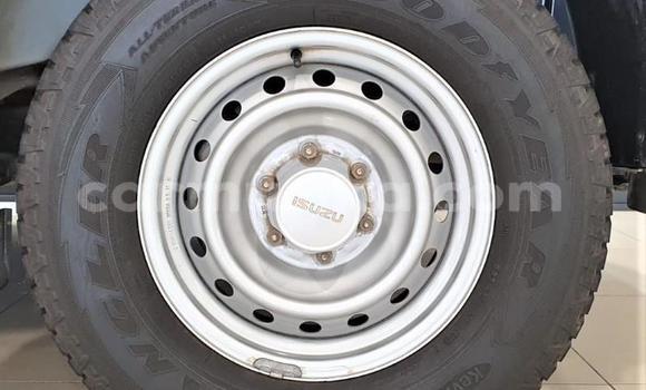 Acheter Occasion Voiture Isuzu KB Blanc à Beitbridge, Matabeleland South Acheter Occasion Voiture Isuzu KB Blanc à Beitbridge, Matabeleland South