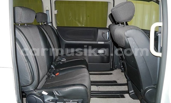 Acheter Occasion Voiture Nissan Pao Blanc à Beitbridge, Matabeleland South Acheter Occasion Voiture Nissan Pao Blanc à Beitbridge, Matabeleland South