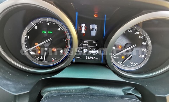 Buy Used Toyota Land Cruiser Prado White Car in Beitbridge in Matabeleland South Buy Used Toyota Land Cruiser Prado White Car in Beitbridge in Matabeleland South