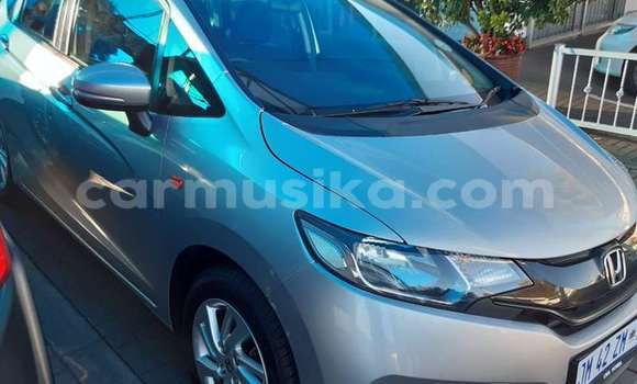 Acheter Occasion Voiture Honda Fit Gris à Beitbridge, Matabeleland South Acheter Occasion Voiture Honda Fit Gris à Beitbridge, Matabeleland South