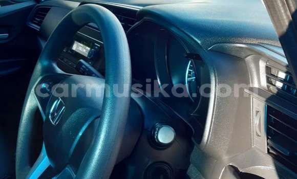 Acheter Occasion Voiture Honda Fit Gris à Beitbridge, Matabeleland South Acheter Occasion Voiture Honda Fit Gris à Beitbridge, Matabeleland South