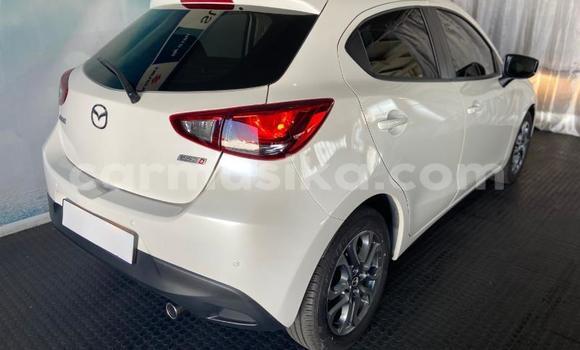 Acheter Occasion Voiture Mazda Mazda 2 Blanc à Harare, Harare Acheter Occasion Voiture Mazda Mazda 2 Blanc à Harare, Harare