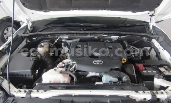 Acheter Occasion Voiture Toyota Fortuner Blanc à Harare, Harare Acheter Occasion Voiture Toyota Fortuner Blanc à Harare, Harare