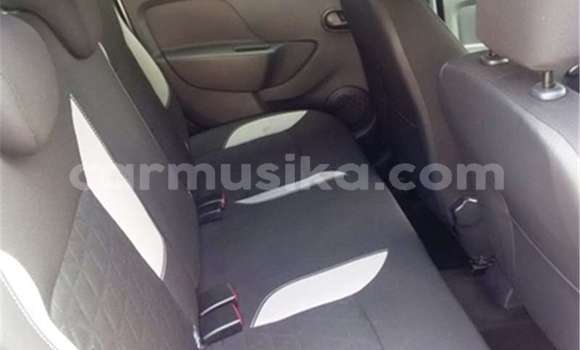 Buy Used Renault 10 White Car in Beitbridge in Matabeleland South Buy Used Renault 10 White Car in Beitbridge in Matabeleland South