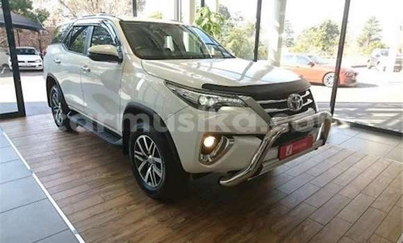 Tenga Tsaru Toyota Fortuner Sirivha Mota in Harare in Harare Tenga Tsaru Toyota Fortuner Sirivha Mota in Harare in Harare