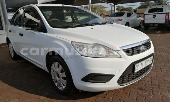 Nunua Ilio tumika Ford Focus Nyeupe Gari ndani ya Harare nchini Harare