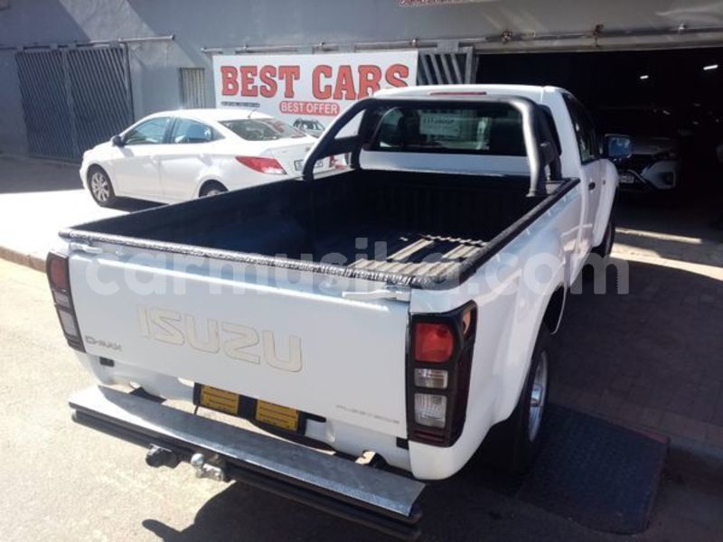 Big with watermark isuzu d max harare alexandra park 15768