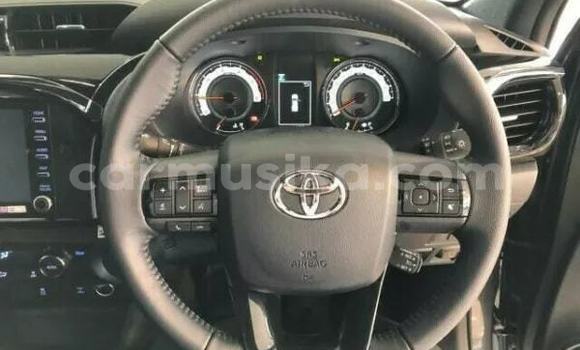 Tenga Tsaru Toyota Hilux Zvimwe Mota in Borrowdale in Harare Tenga Tsaru Toyota Hilux Zvimwe Mota in Borrowdale in Harare