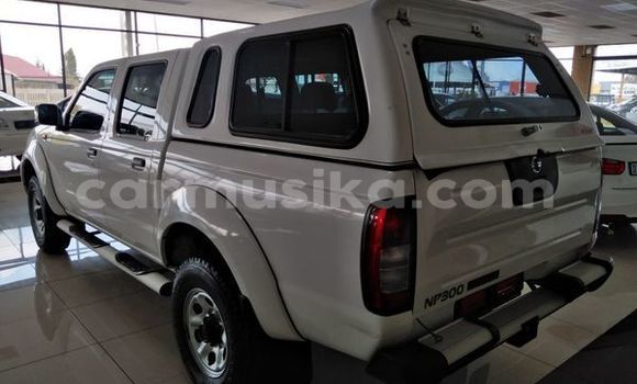 Tenga Tsaru Nissan Hardbody Chena Mota in Borrowdale in Harare Tenga Tsaru Nissan Hardbody Chena Mota in Borrowdale in Harare