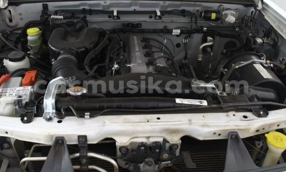 Tenga Tsaru Nissan Hardbody Chena Mota in Borrowdale in Harare Tenga Tsaru Nissan Hardbody Chena Mota in Borrowdale in Harare