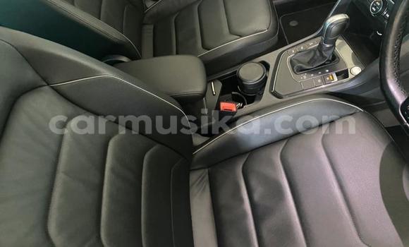 Nunua Ilio tumika Volkswagen Tiguan Nyeupe Gari ndani ya Beitbridge nchini Matabeleland Kusini Nunua Ilio tumika Volkswagen Tiguan Nyeupe Gari ndani ya Beitbridge nchini Matabeleland Kusini