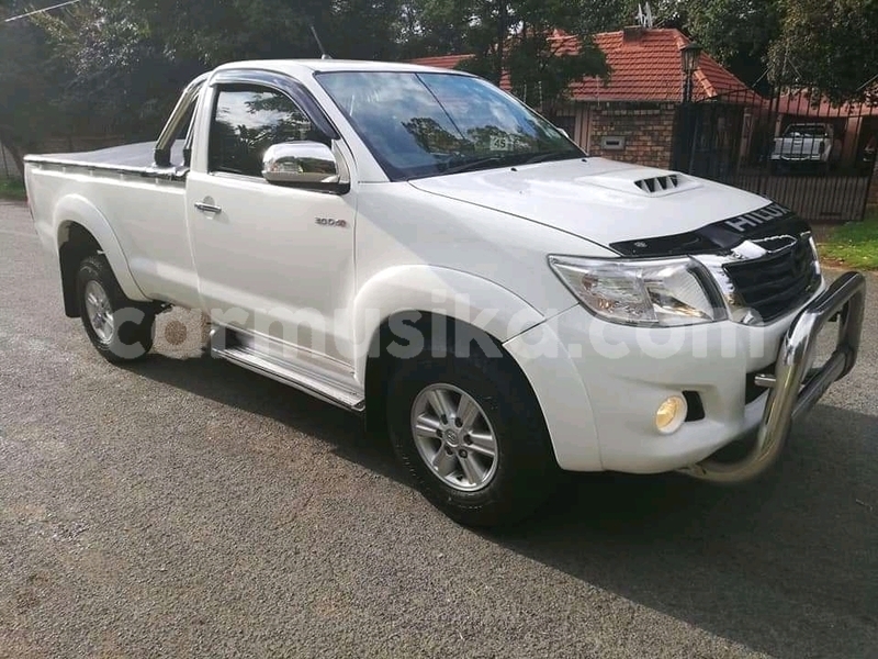 Big with watermark toyota hilux matabeleland south beitbridge 15793