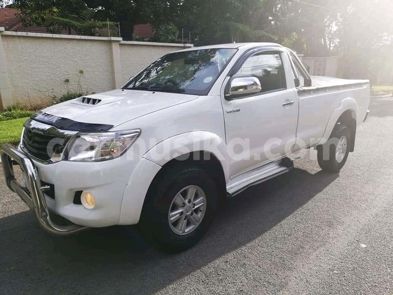 Big with watermark toyota hilux matabeleland south beitbridge 15793