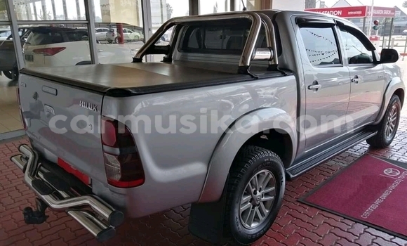 Tenga Tsaru Toyota Hilux Chena Mota in Beitbridge in Matabeleland South Tenga Tsaru Toyota Hilux Chena Mota in Beitbridge in Matabeleland South