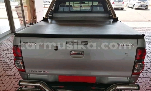 Tenga Tsaru Toyota Hilux Chena Mota in Beitbridge in Matabeleland South Tenga Tsaru Toyota Hilux Chena Mota in Beitbridge in Matabeleland South