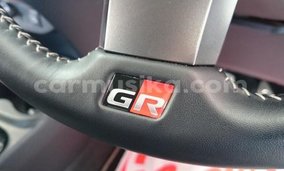 Nunua Ilio tumika Toyota Vitz Nyeupe Gari ndani ya Beitbridge nchini Matabeleland Kusini Nunua Ilio tumika Toyota Vitz Nyeupe Gari ndani ya Beitbridge nchini Matabeleland Kusini