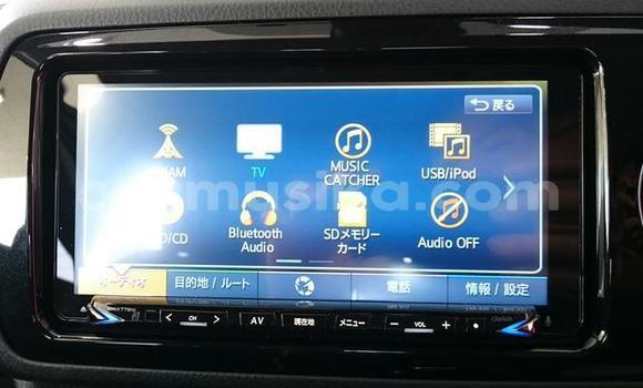 Nunua Ilio tumika Toyota Vitz Nyeupe Gari ndani ya Beitbridge nchini Matabeleland Kusini Nunua Ilio tumika Toyota Vitz Nyeupe Gari ndani ya Beitbridge nchini Matabeleland Kusini