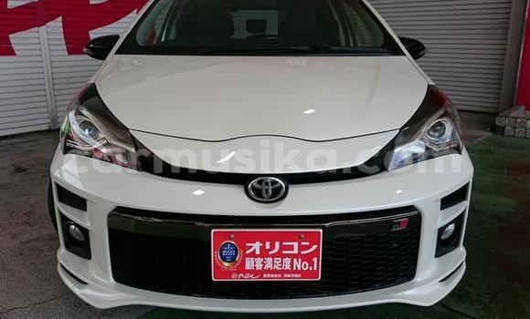 Nunua Ilio tumika Toyota Vitz Nyeupe Gari ndani ya Beitbridge nchini Matabeleland Kusini Nunua Ilio tumika Toyota Vitz Nyeupe Gari ndani ya Beitbridge nchini Matabeleland Kusini