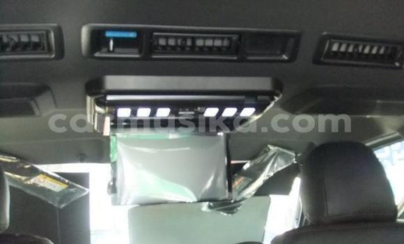 Nunua Ilio tumika Toyota Hiace Nyeupe Gari ndani ya Beitbridge nchini Matabeleland Kusini Nunua Ilio tumika Toyota Hiace Nyeupe Gari ndani ya Beitbridge nchini Matabeleland Kusini