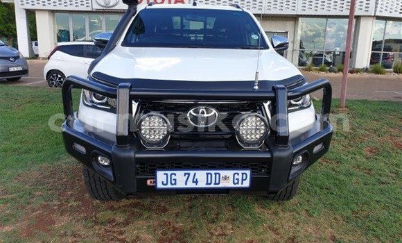 Acheter Occasion Voiture Toyota Hilux Blanc à Beitbridge, Matabeleland South Acheter Occasion Voiture Toyota Hilux Blanc à Beitbridge, Matabeleland South