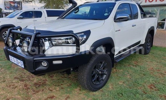 Acheter Occasion Voiture Toyota Hilux Blanc à Beitbridge, Matabeleland South Acheter Occasion Voiture Toyota Hilux Blanc à Beitbridge, Matabeleland South