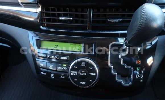 Buy Used Toyota Estima White Car in Beitbridge in Matabeleland South Buy Used Toyota Estima White Car in Beitbridge in Matabeleland South