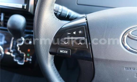 Buy Used Toyota Estima White Car in Beitbridge in Matabeleland South Buy Used Toyota Estima White Car in Beitbridge in Matabeleland South