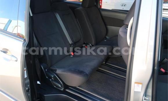 Buy Used Toyota Estima White Car in Beitbridge in Matabeleland South Buy Used Toyota Estima White Car in Beitbridge in Matabeleland South