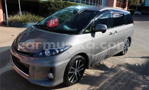 Buy Used Toyota Estima White Car in Beitbridge in Matabeleland South Buy Used Toyota Estima White Car in Beitbridge in Matabeleland South