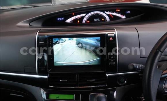 Buy Used Toyota Estima White Car in Beitbridge in Matabeleland South Buy Used Toyota Estima White Car in Beitbridge in Matabeleland South