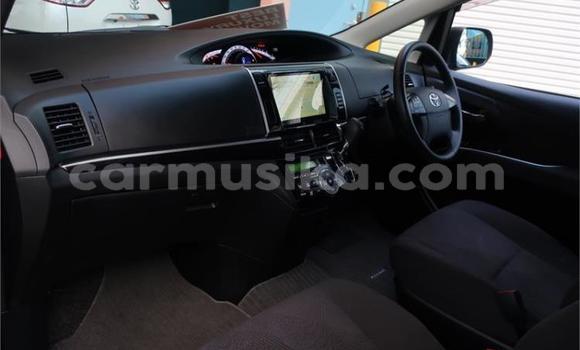 Buy Used Toyota Estima White Car in Beitbridge in Matabeleland South Buy Used Toyota Estima White Car in Beitbridge in Matabeleland South