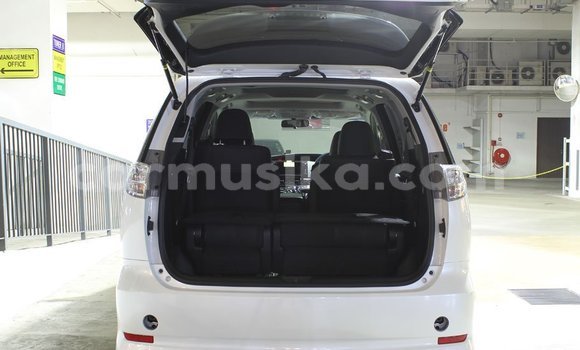 Nunua Ilio tumika Toyota Estima Nyeupe Gari ndani ya Beitbridge nchini Matabeleland Kusini Nunua Ilio tumika Toyota Estima Nyeupe Gari ndani ya Beitbridge nchini Matabeleland Kusini