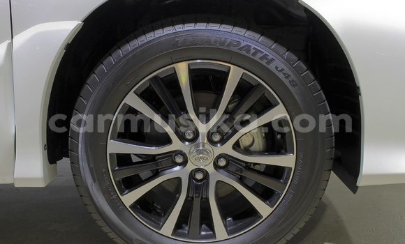 Nunua Ilio tumika Toyota Estima Nyeupe Gari ndani ya Beitbridge nchini Matabeleland Kusini Nunua Ilio tumika Toyota Estima Nyeupe Gari ndani ya Beitbridge nchini Matabeleland Kusini