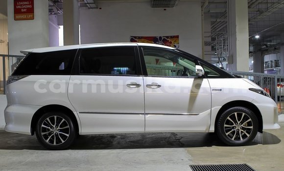 Nunua Ilio tumika Toyota Estima Nyeupe Gari ndani ya Beitbridge nchini Matabeleland Kusini Nunua Ilio tumika Toyota Estima Nyeupe Gari ndani ya Beitbridge nchini Matabeleland Kusini