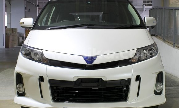 Nunua Ilio tumika Toyota Estima Nyeupe Gari ndani ya Beitbridge nchini Matabeleland Kusini Nunua Ilio tumika Toyota Estima Nyeupe Gari ndani ya Beitbridge nchini Matabeleland Kusini