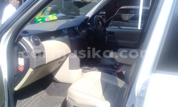 Acheter Occasion Voiture Land Rover Range Rover Blanc à Beitbridge, Matabeleland South Acheter Occasion Voiture Land Rover Range Rover Blanc à Beitbridge, Matabeleland South